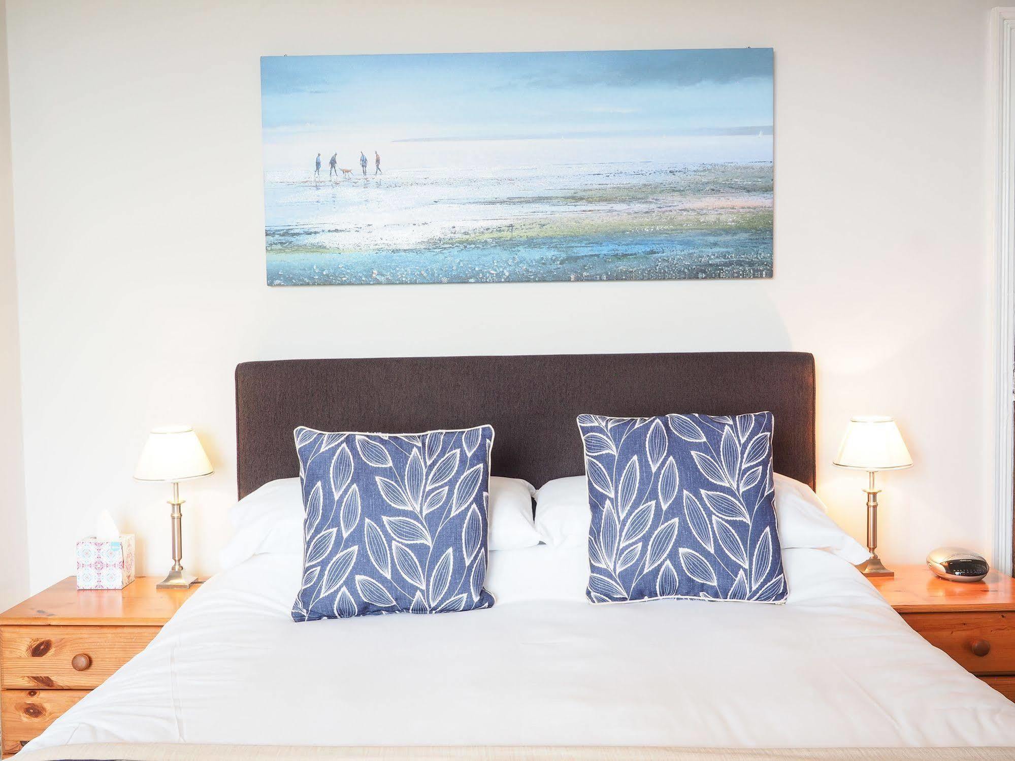 By The Sea Bed And Breakfast イーストボーン エクステリア 写真